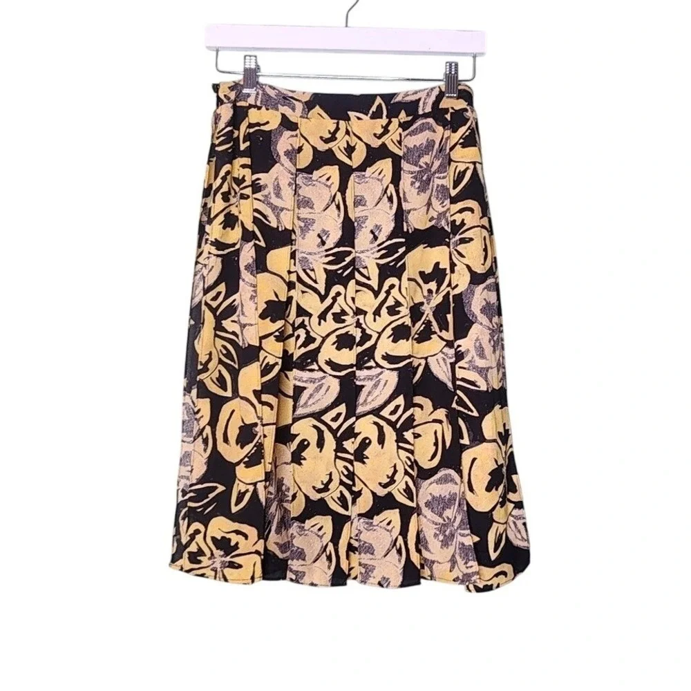 Who What Wear‎ Car Wash Skirt Yellow Black Floral Flowy Lined